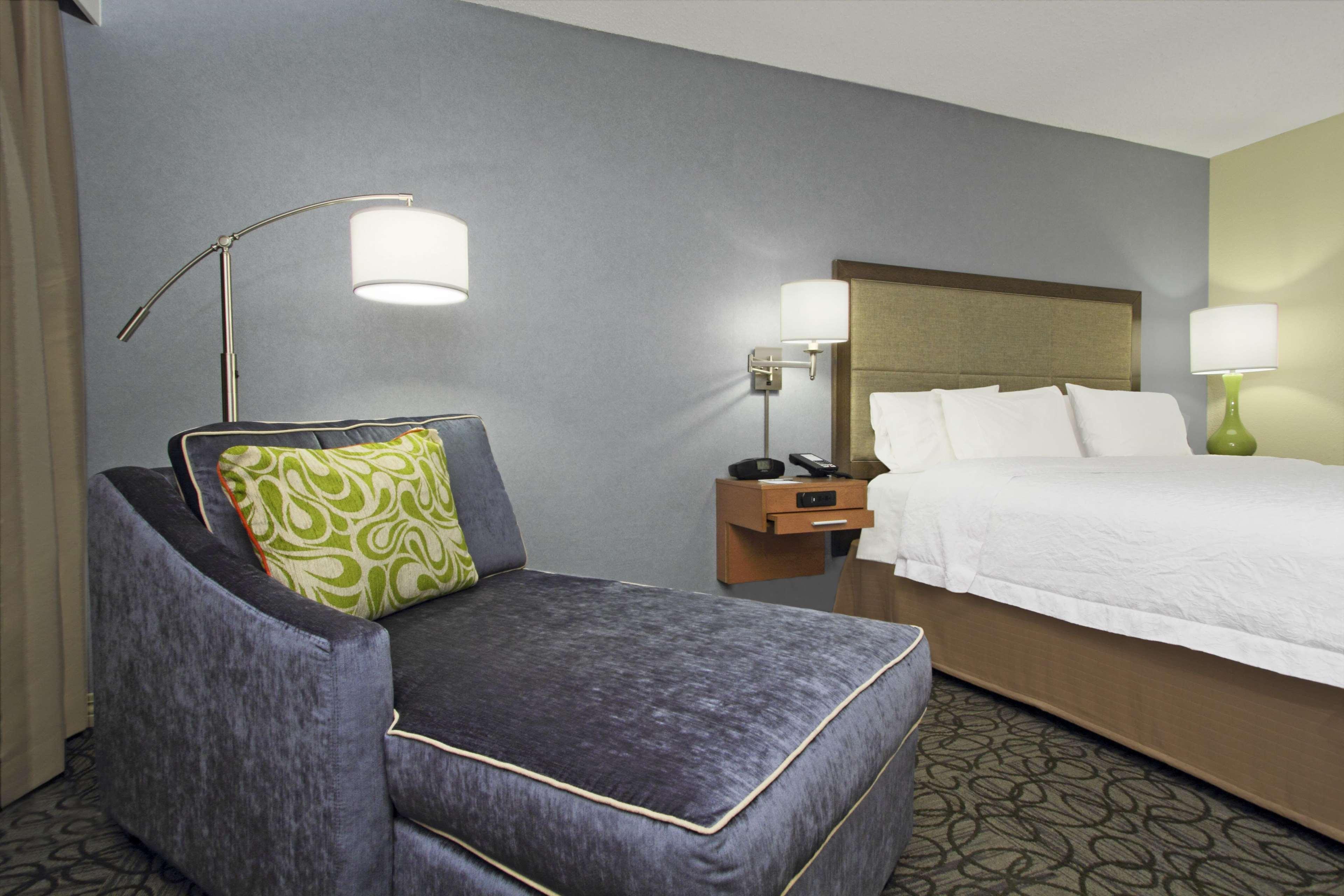 Hampton By Hilton Austin South - I-35 & Ben White Hotel Екстериор снимка