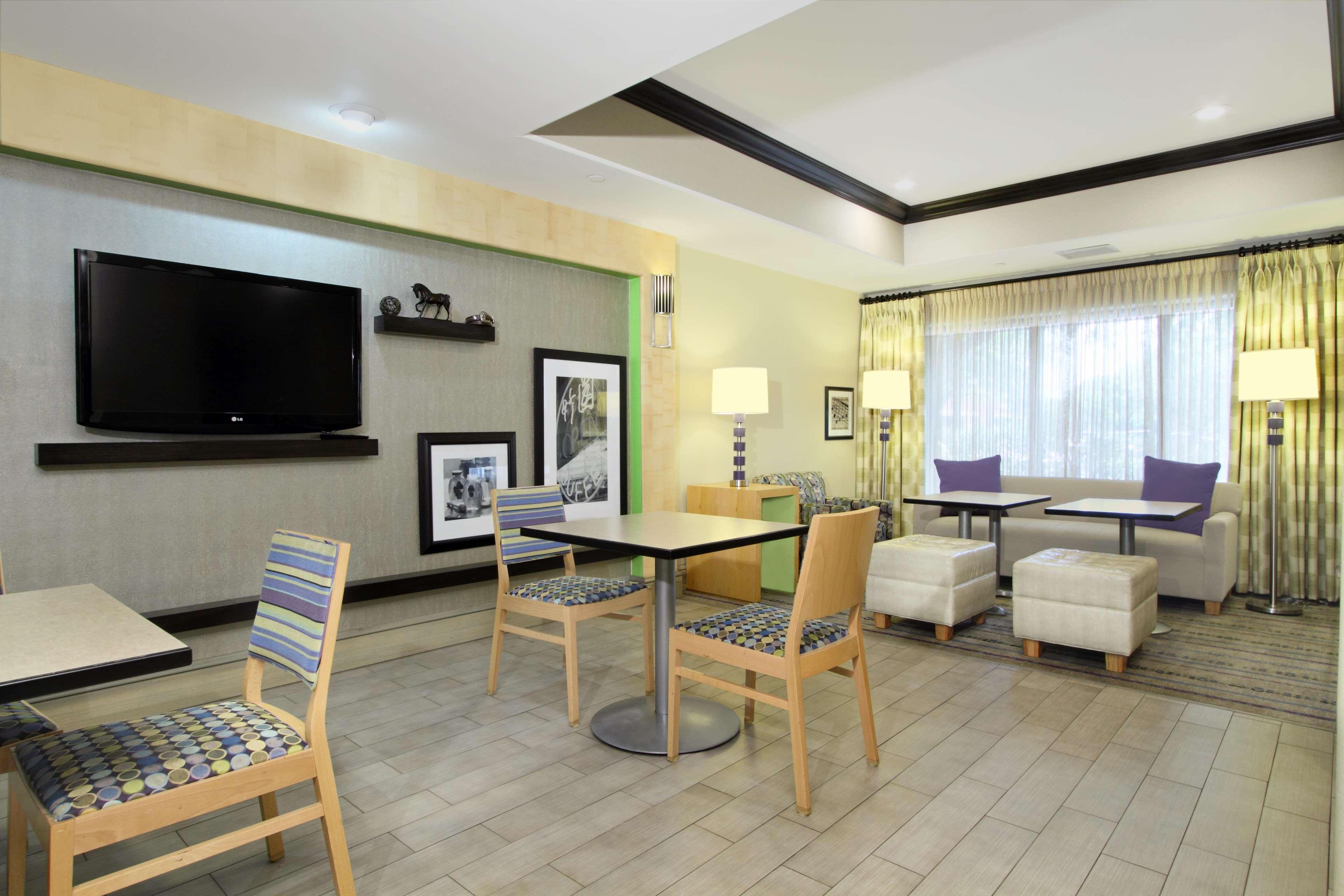 Hampton By Hilton Austin South - I-35 & Ben White Hotel Екстериор снимка