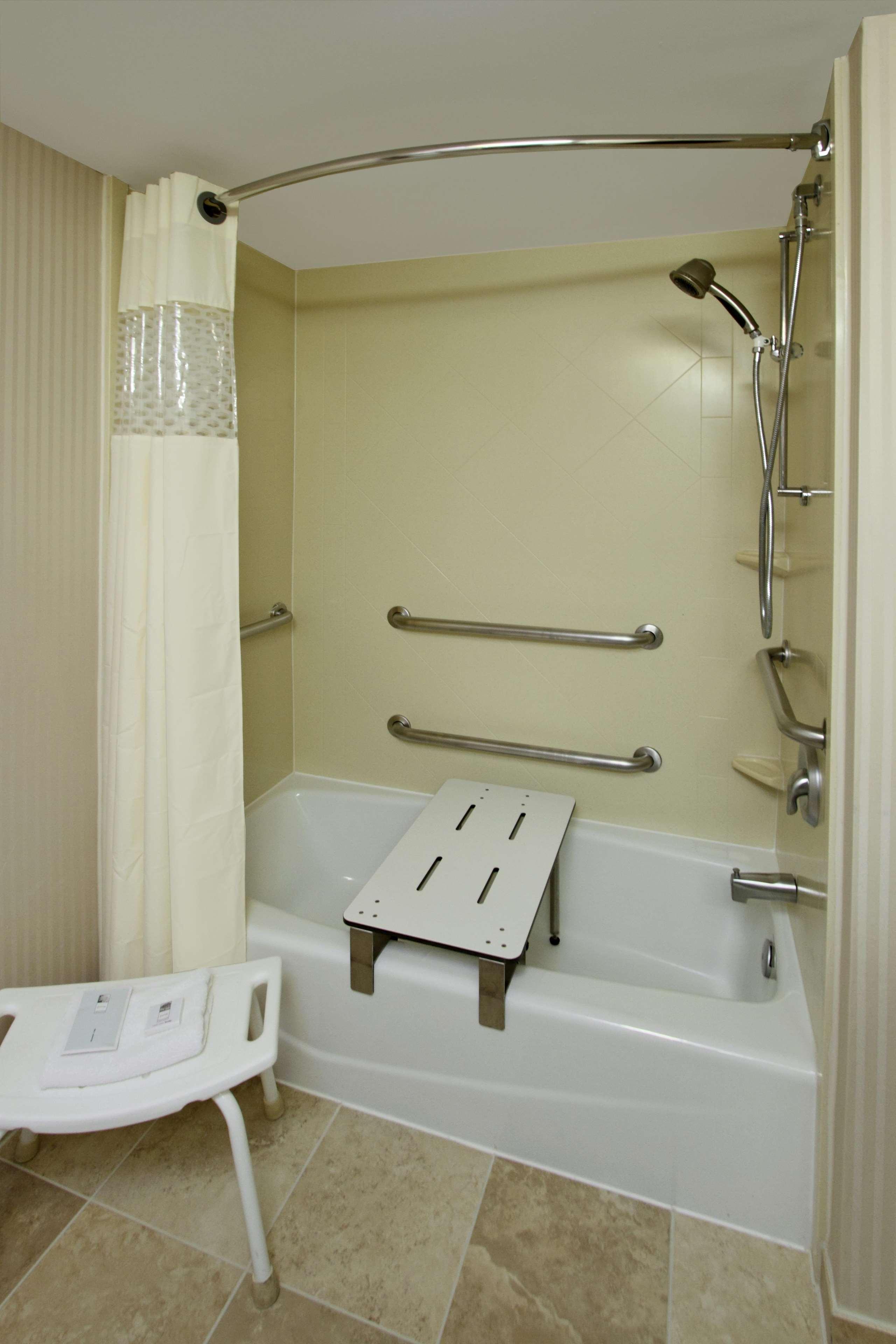 Hampton By Hilton Austin South - I-35 & Ben White Hotel Екстериор снимка