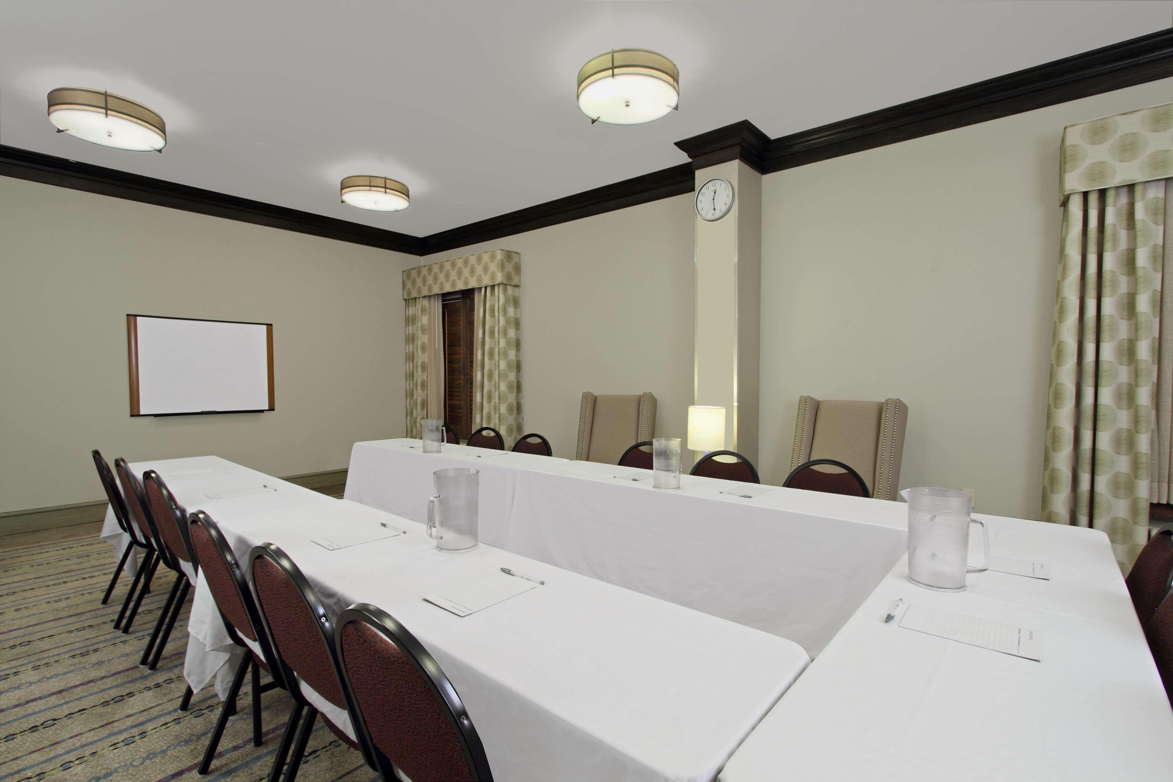 Hampton By Hilton Austin South - I-35 & Ben White Hotel Екстериор снимка