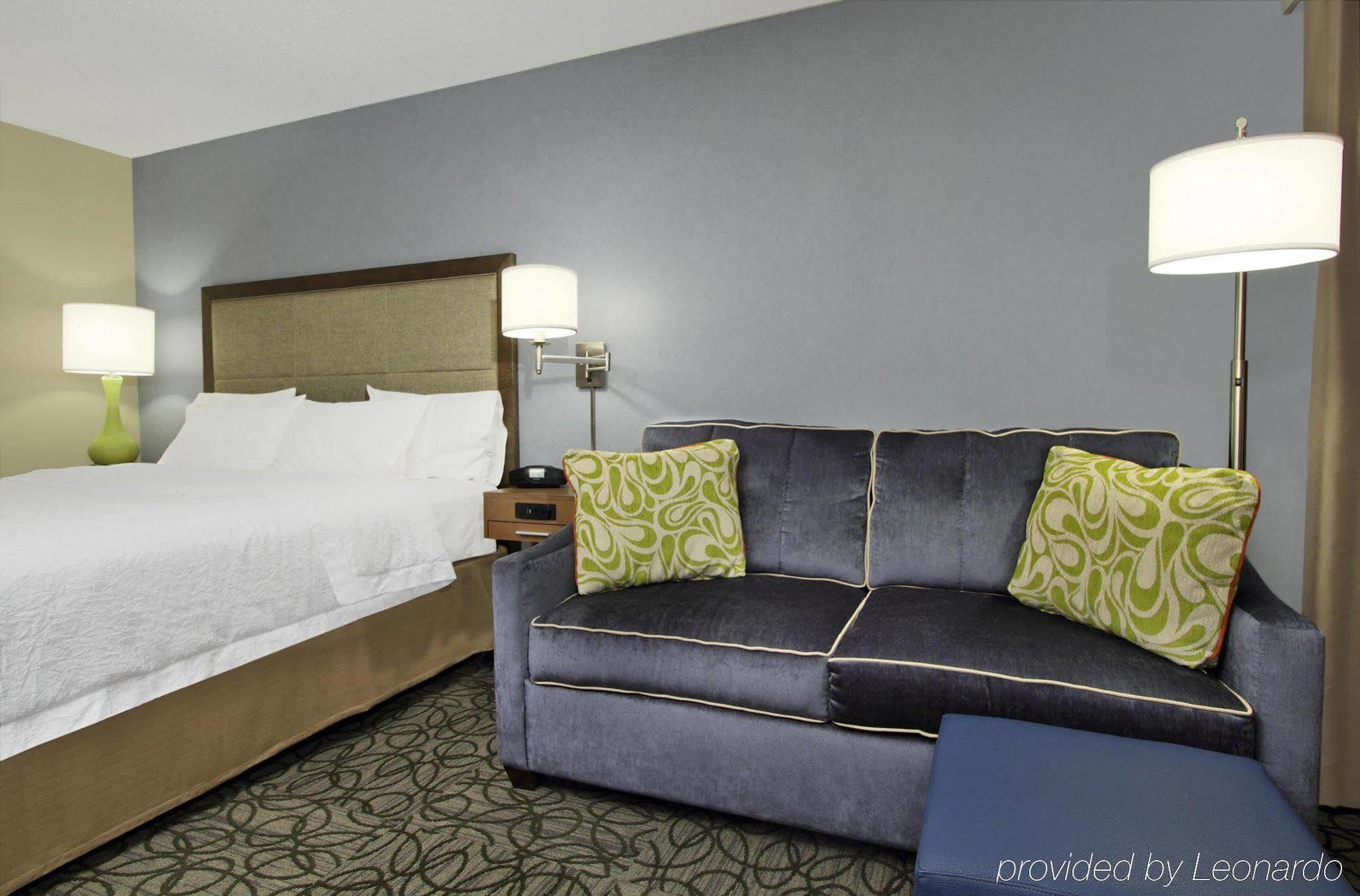 Hampton By Hilton Austin South - I-35 & Ben White Hotel Екстериор снимка