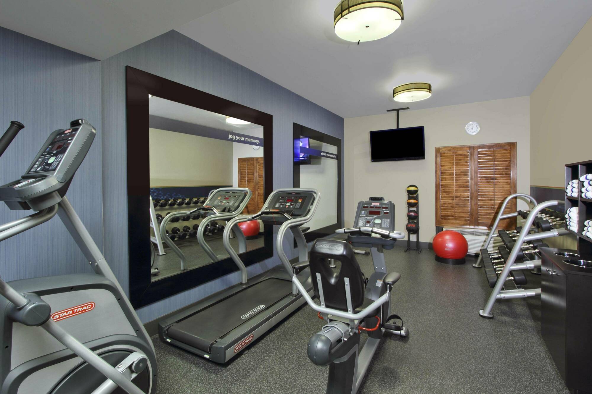 Hampton By Hilton Austin South - I-35 & Ben White Hotel Екстериор снимка