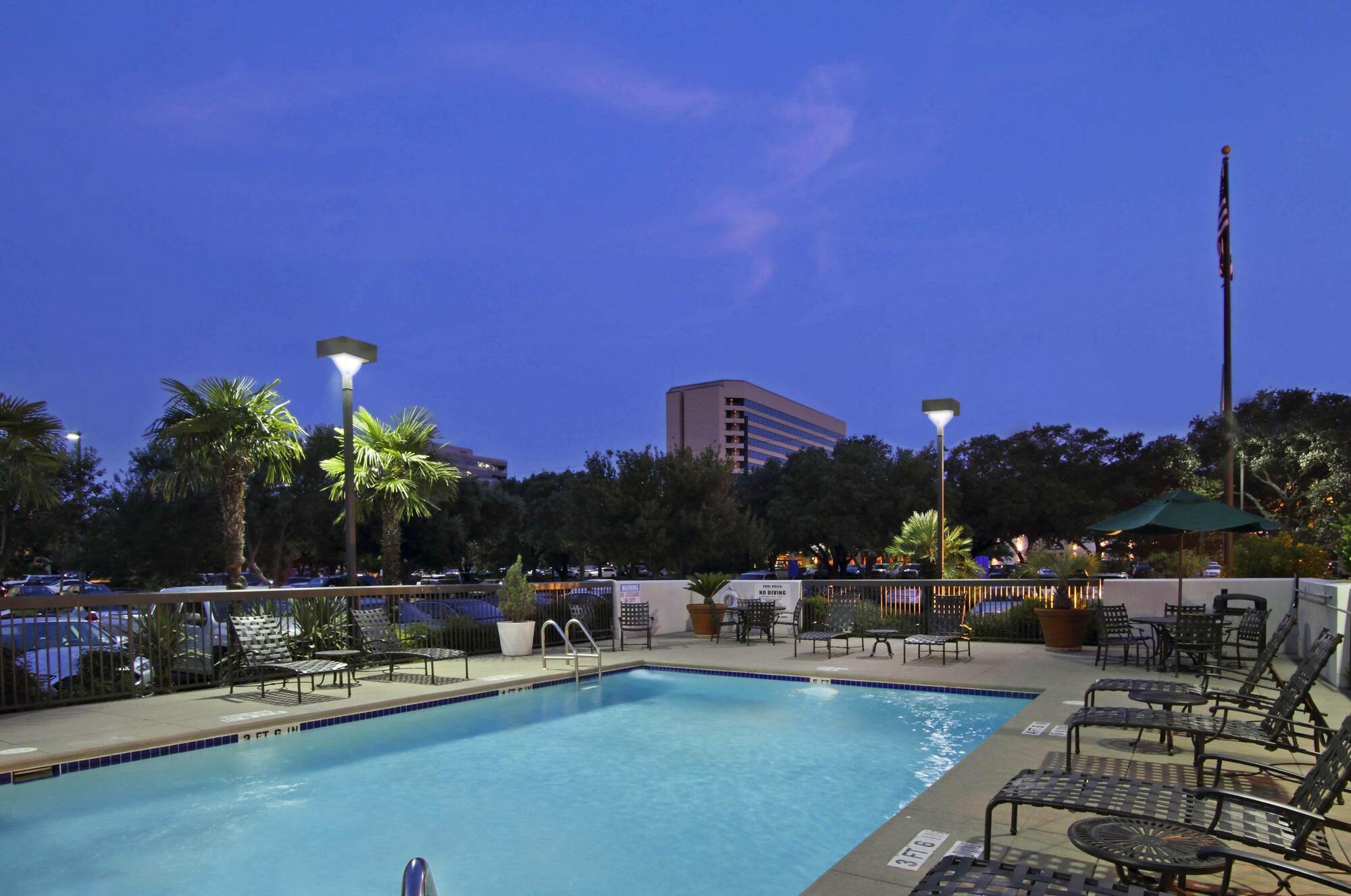 Hampton By Hilton Austin South - I-35 & Ben White Hotel Екстериор снимка